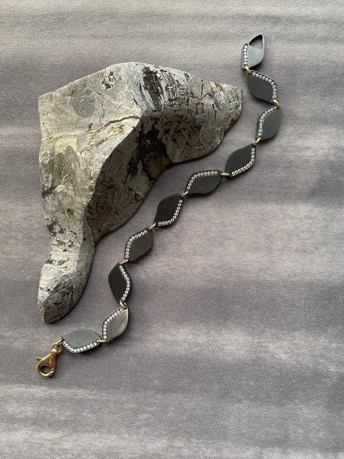 Midnight Lagoon. Zirconium Diamond Bracelet