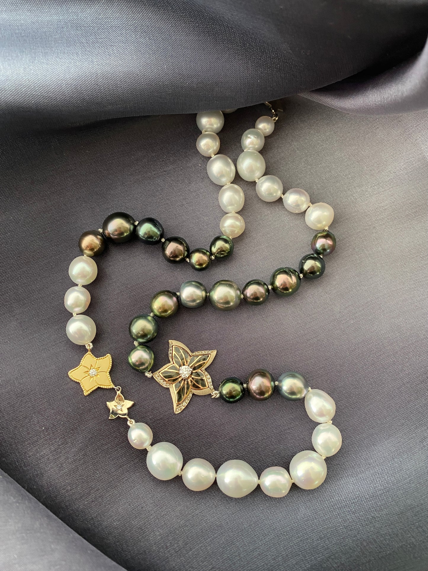 Pearl Creations. Flora Necklace with Pearls