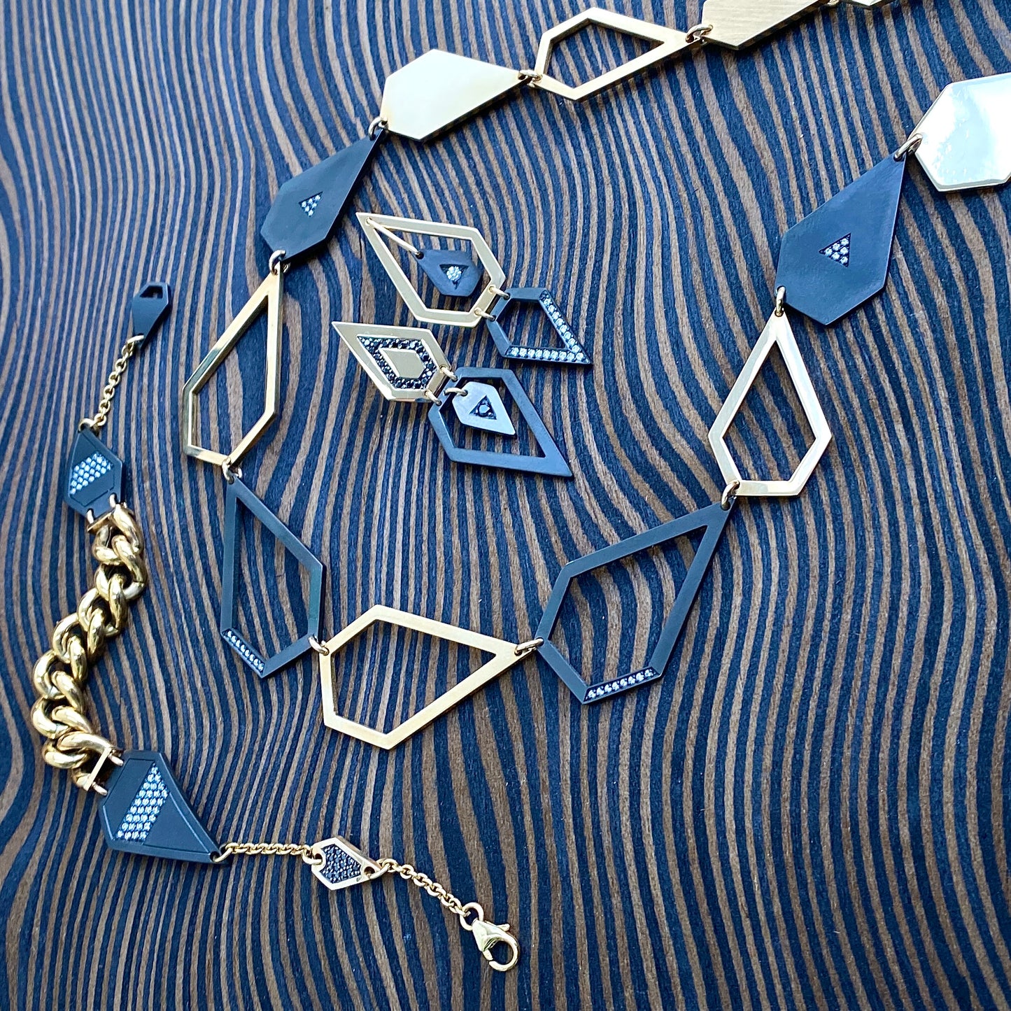 Prisma. Yellow Gold Zirconium Necklace