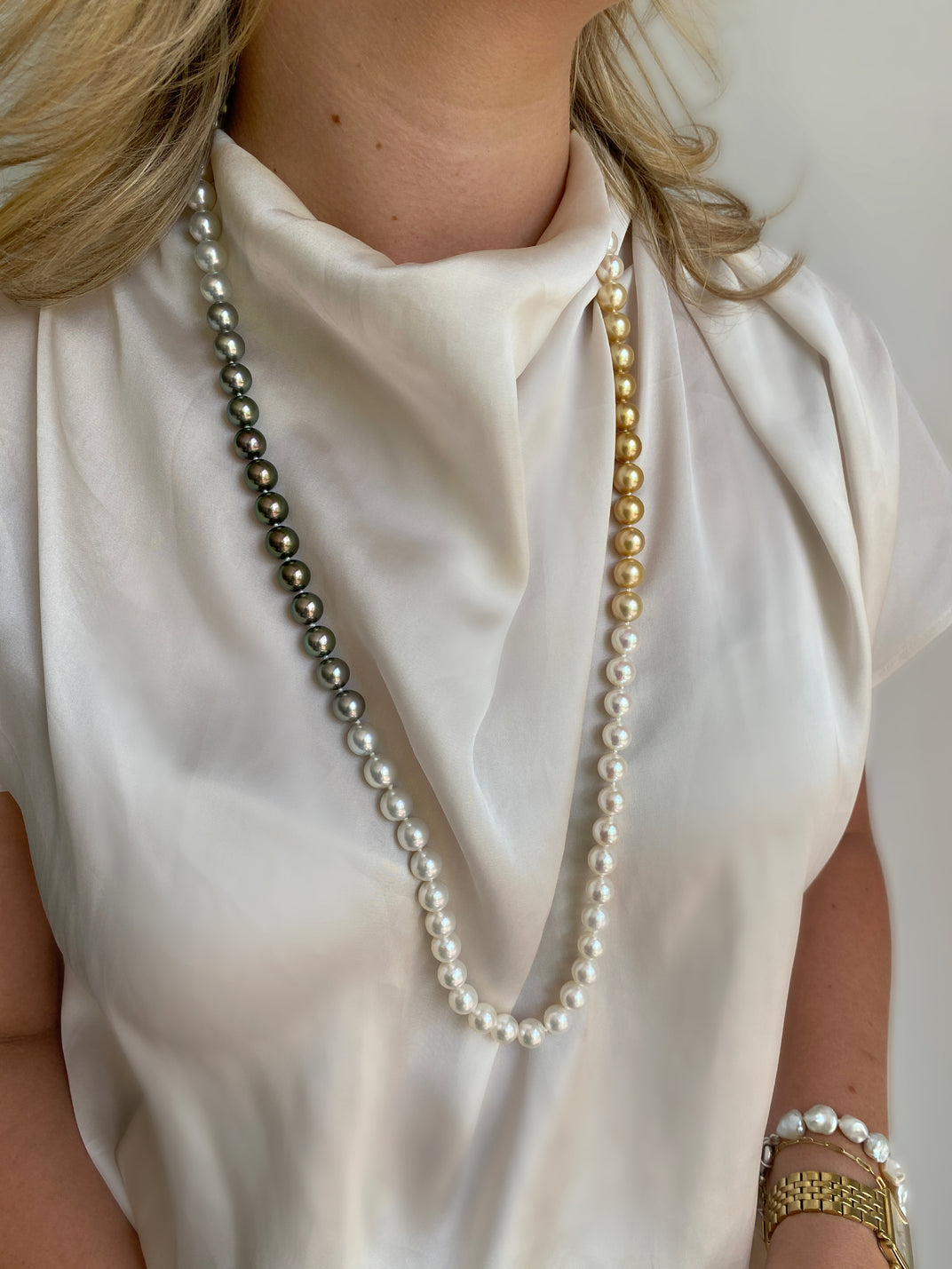 Pearl Creations. Multi-Coloured South Sea Pearl Strand.