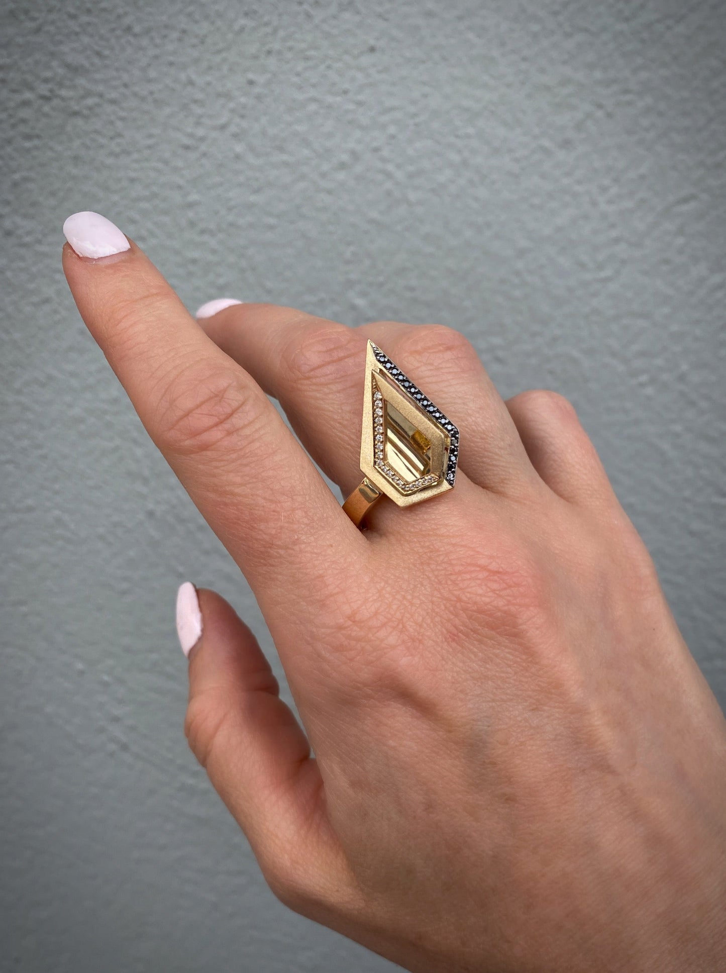 Prisma.  Yellow Gold Black and White Diamond Ring