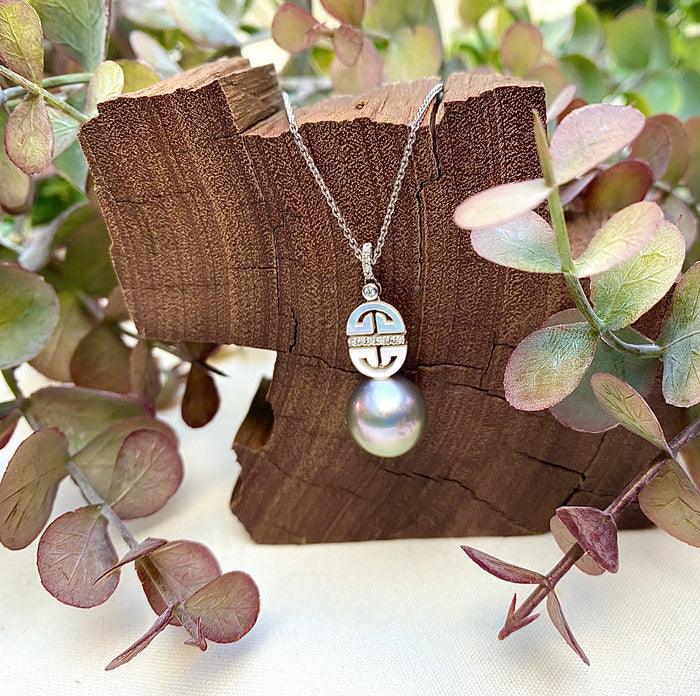 Mother of Pearl Pendant