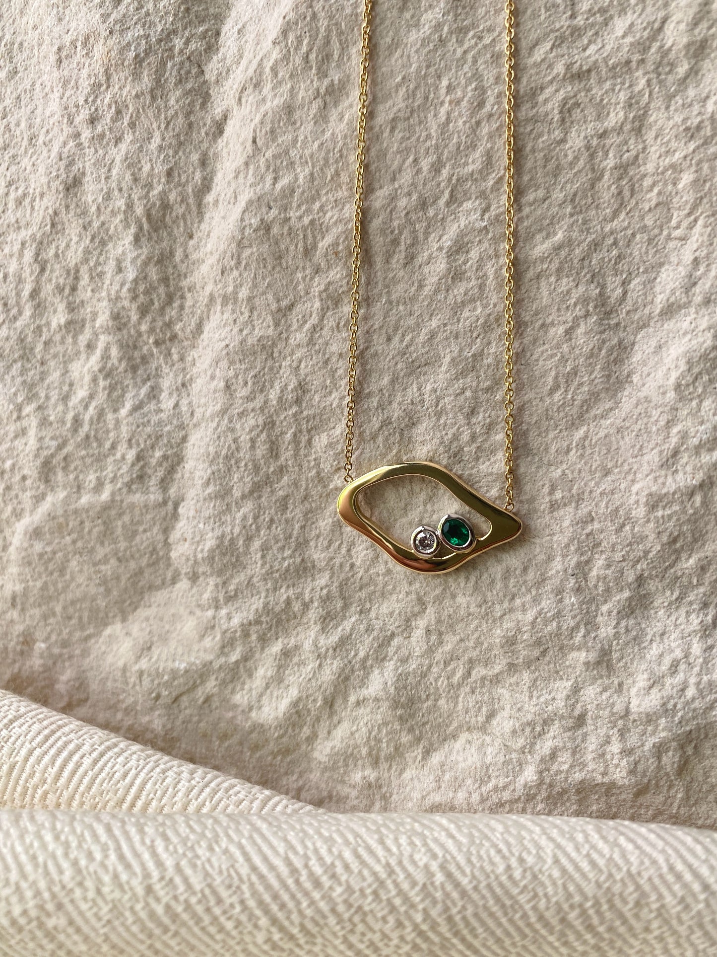 Lagoon. Emerald and Diamond Necklace