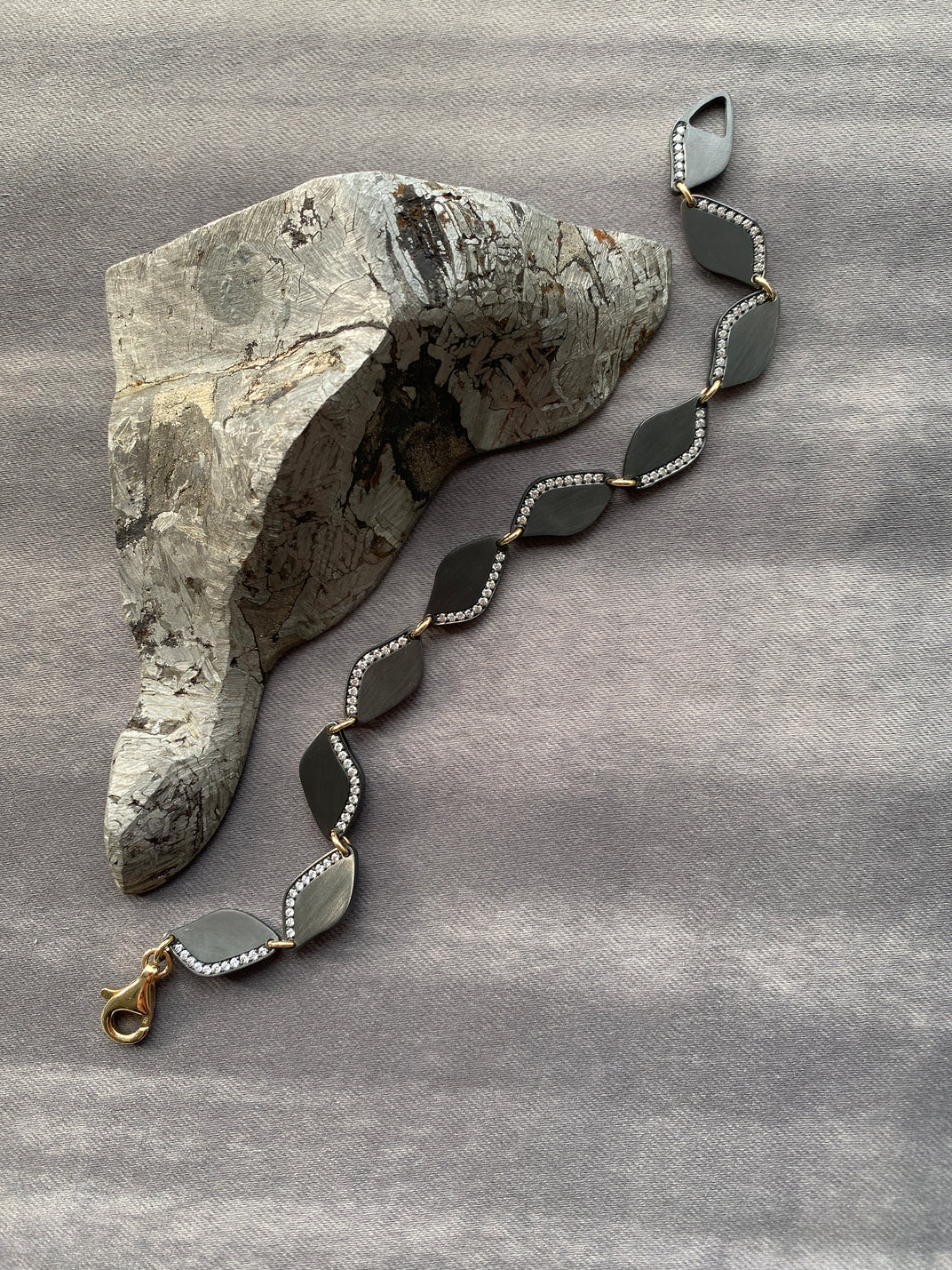 Midnight Lagoon. Zirconium Diamond Bracelet