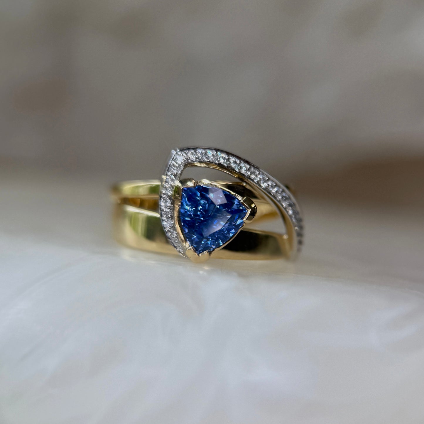 Signature. Reflections Ring with Blue Sapphire