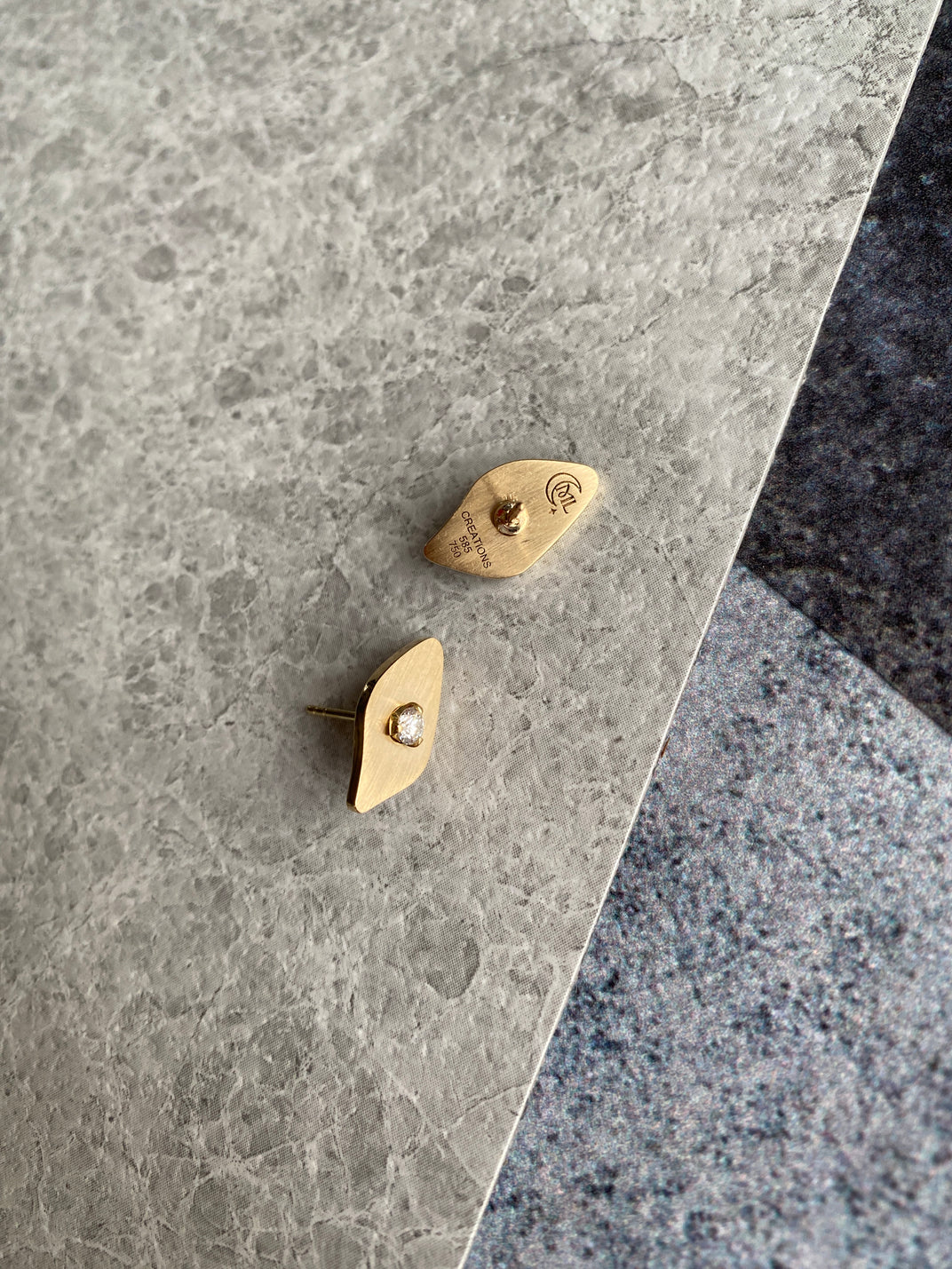 Midnight Lagoon Yellow gold and Diamond XS Stud Earring. SINGLE ONLY