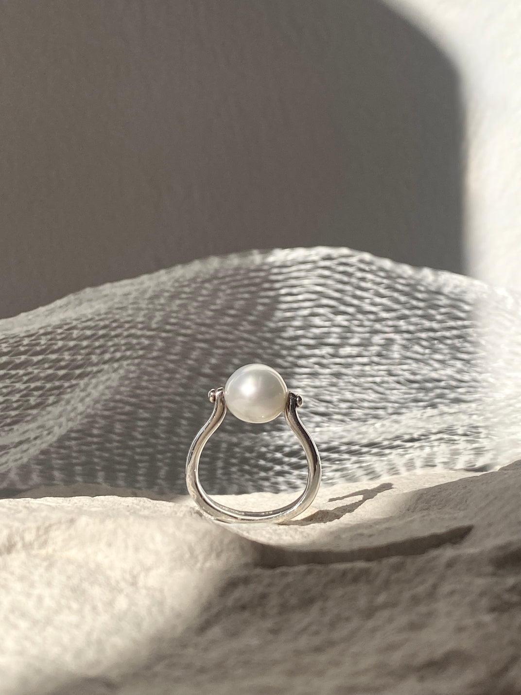 Pearl Creations. Stirrup Ring with South Sea Pearl