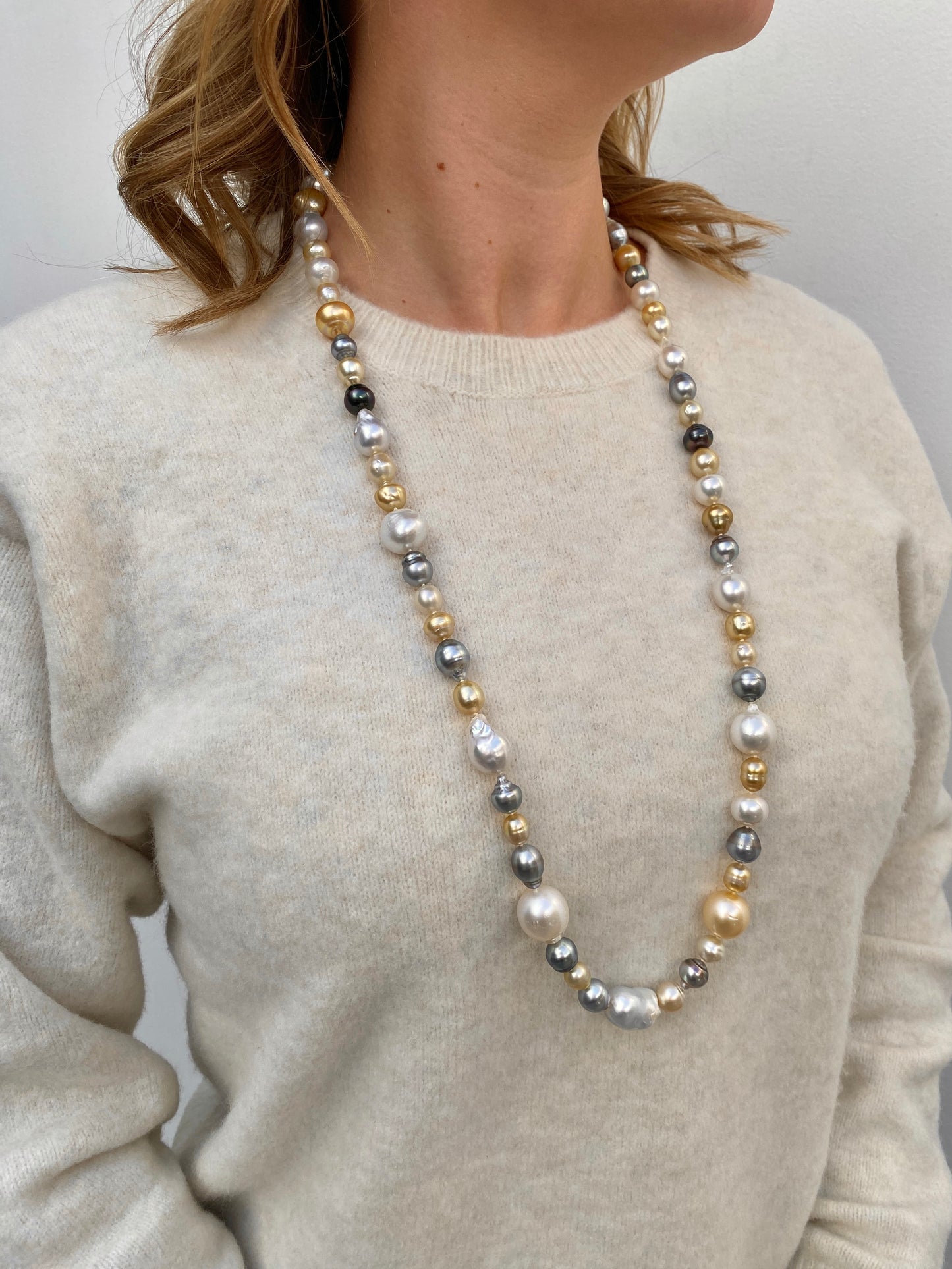 One of a Kind. Multi South Sea and Tahitian Long Strand