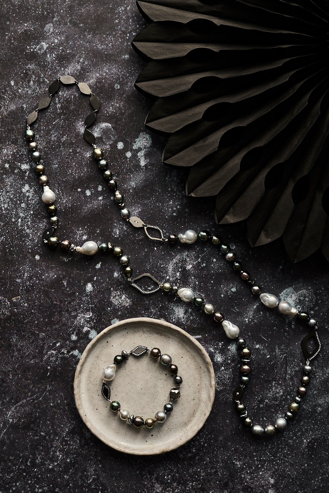 Midnight Lagoon. Pearl Zirconium Necklace