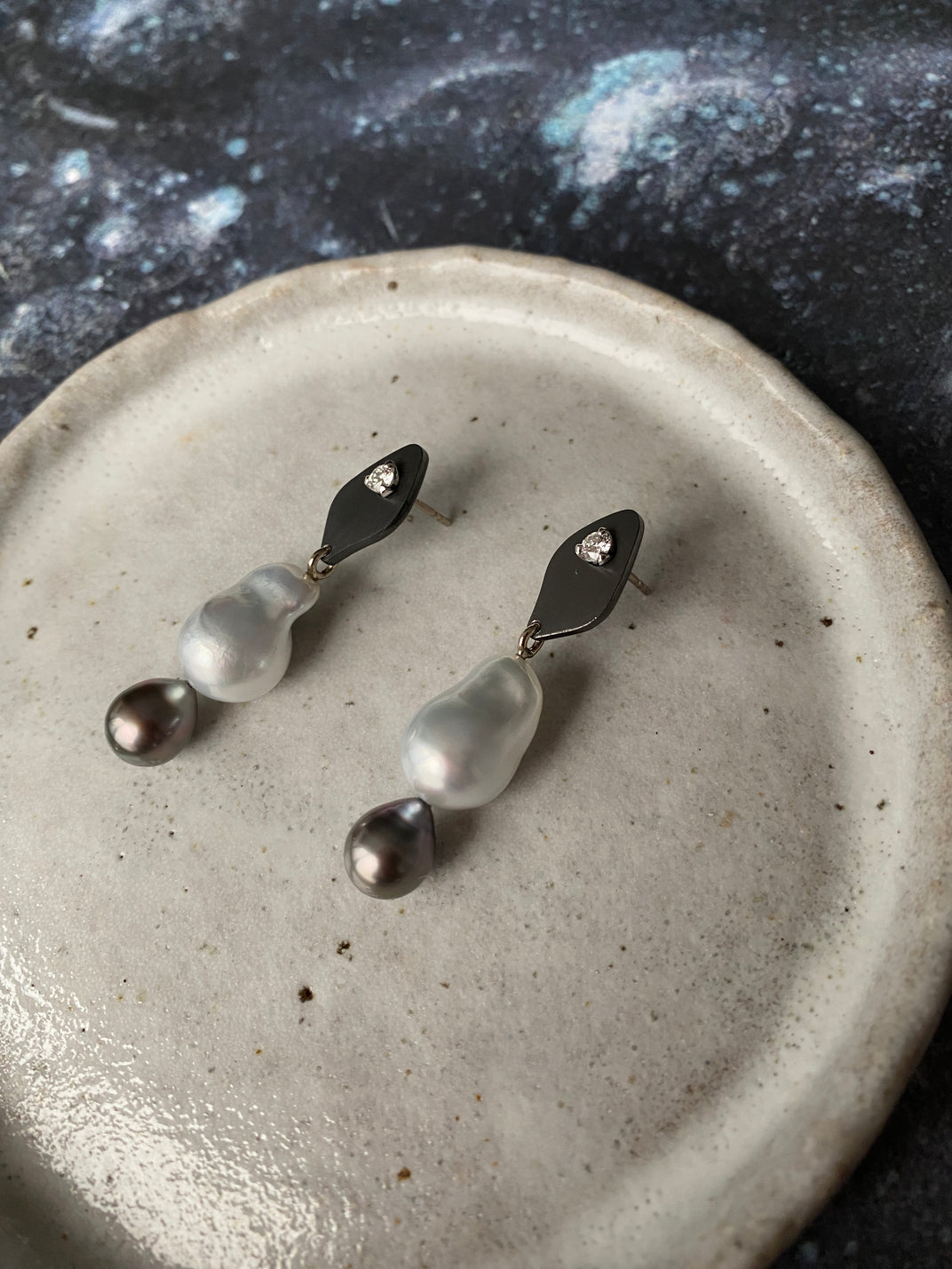 Midnight Lagoon. Gold and Pearl Earrings