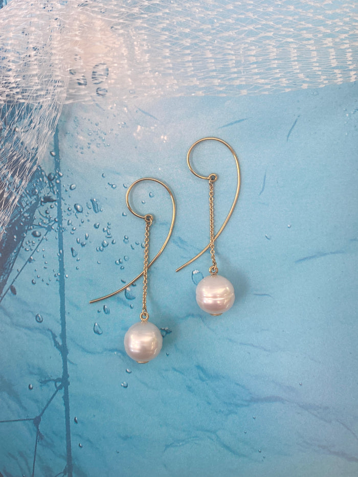 Pearl Creations. Swing Earrings