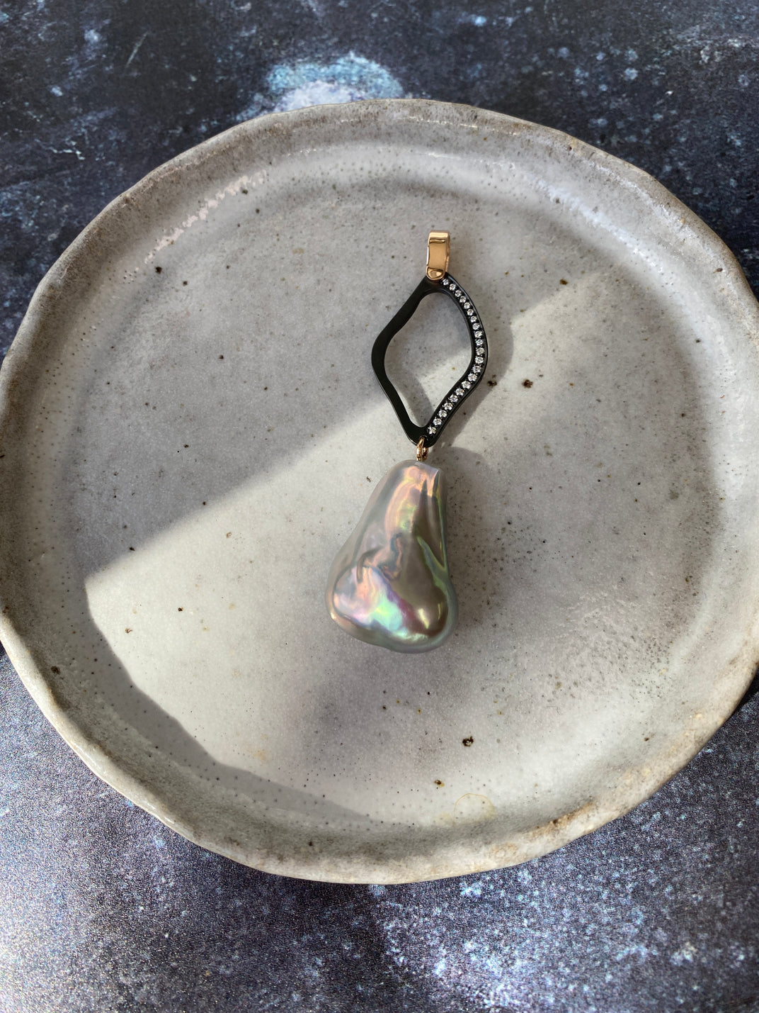 Midnight Lagoon. Medium Rose gold Baroque Pearl Pendant
