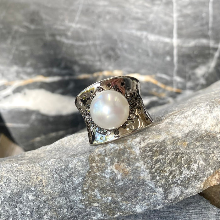 South Sea Pearl Ring.